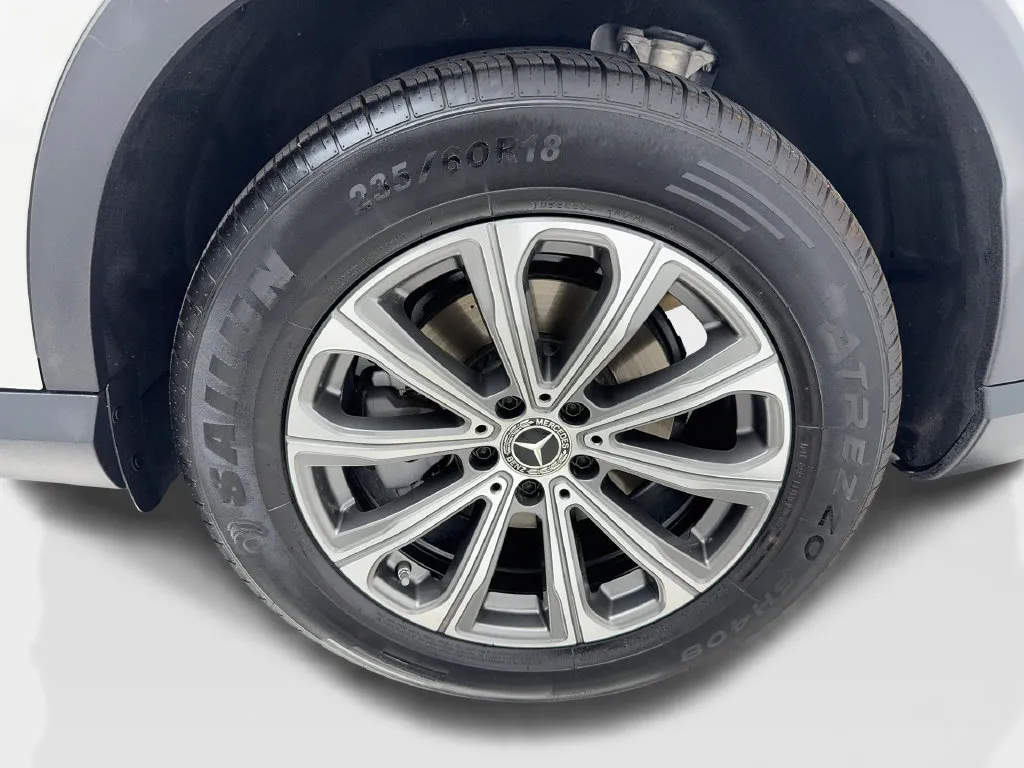 Mercedes-Benz GLC photo 11
