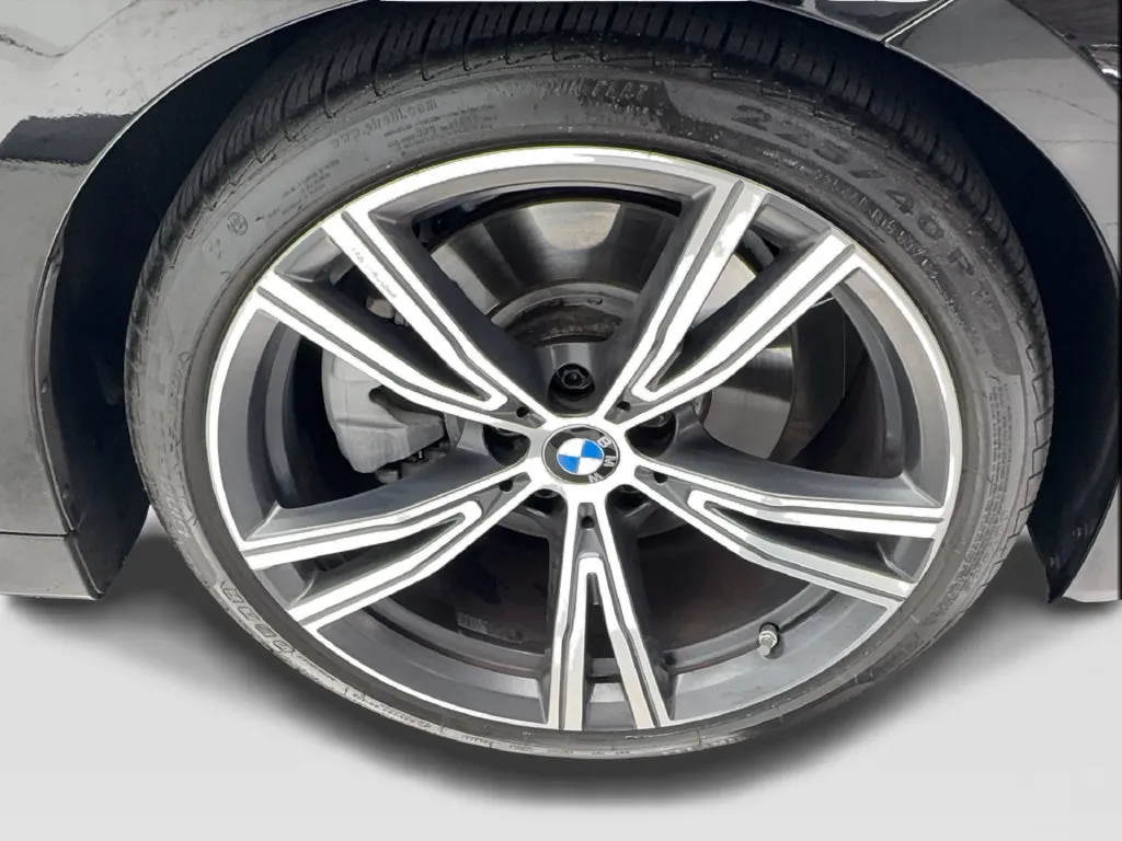 BMW 4 Series photo 25