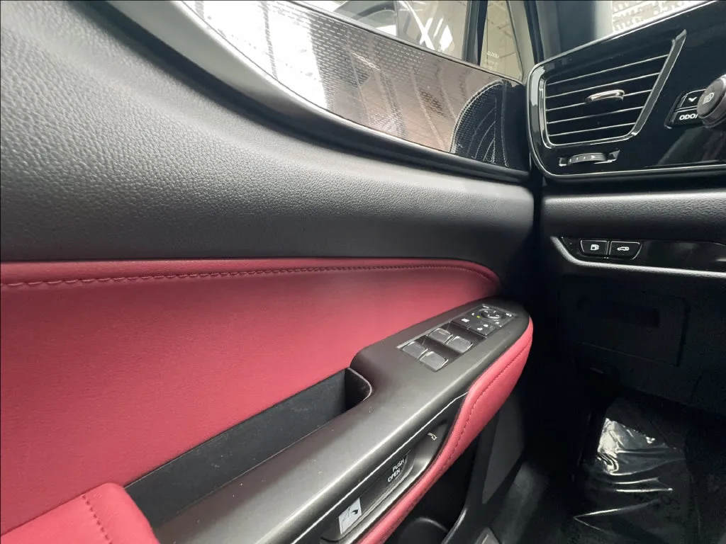 Lexus NX photo 51