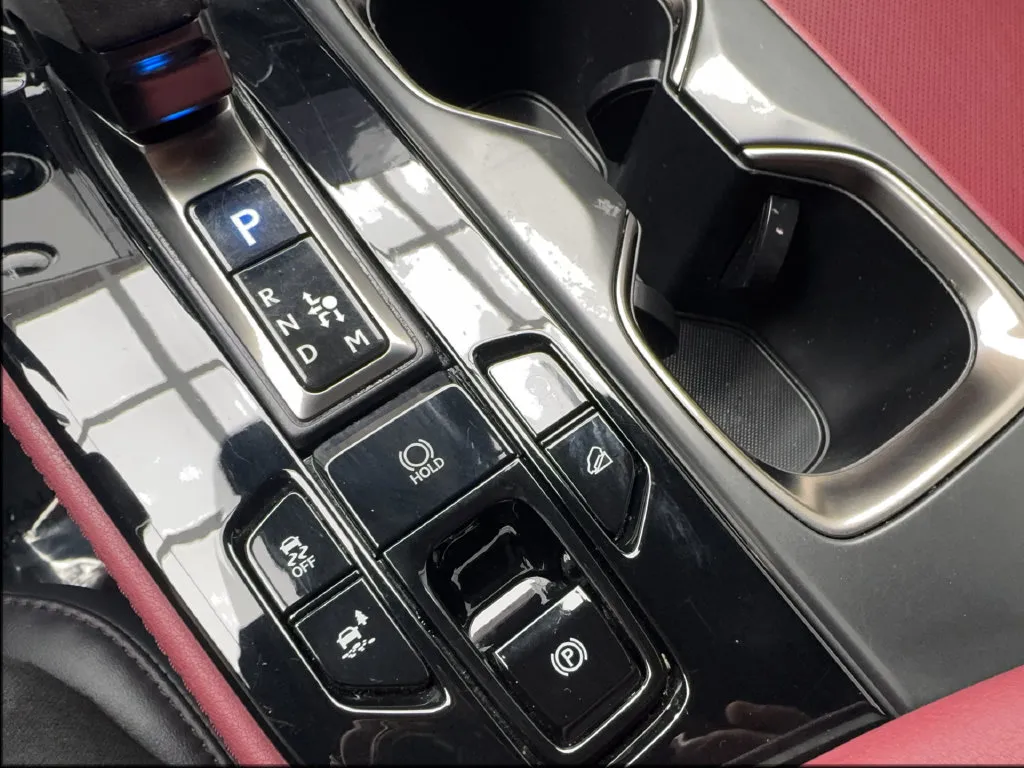 Lexus NX photo 54