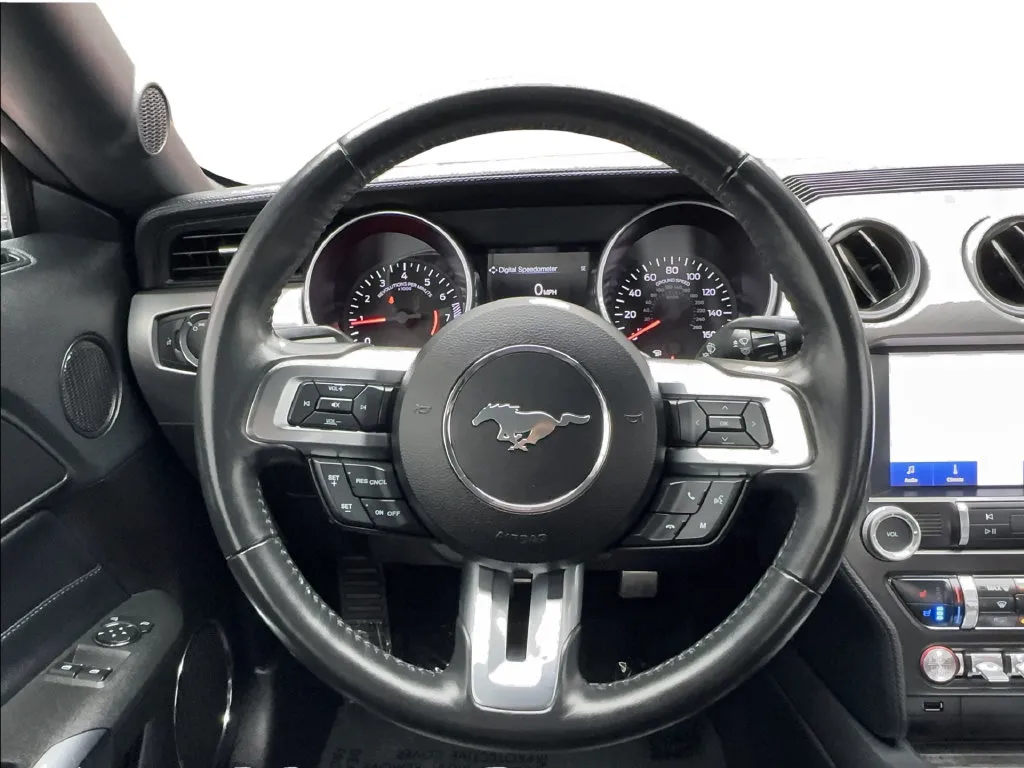 Ford Mustang photo 33