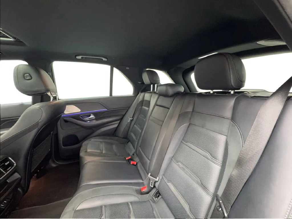 Mercedes-Benz GLE photo 28
