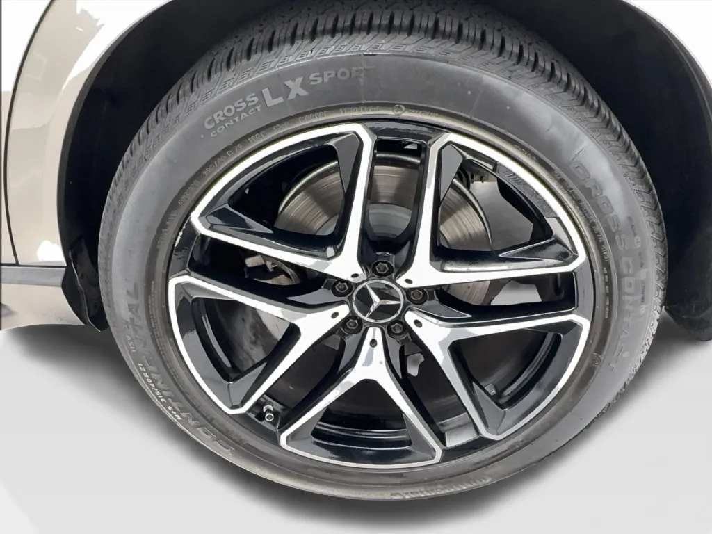 Mercedes-Benz GLE photo 14