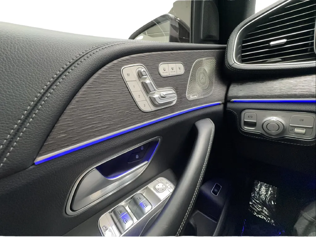 Mercedes-Benz GLE photo 50