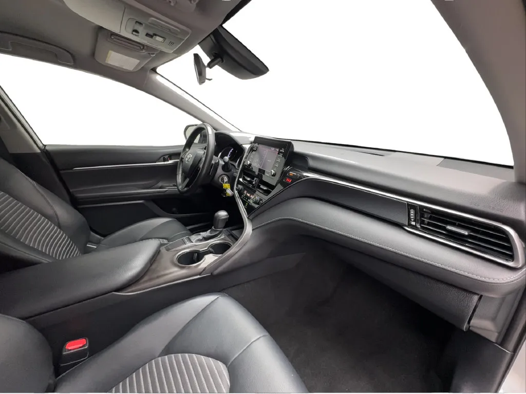 Toyota Camry photo 34