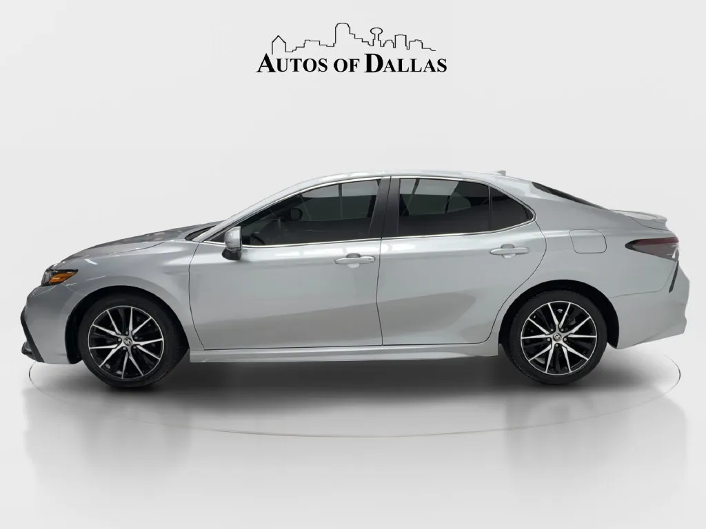 Toyota Camry photo 6