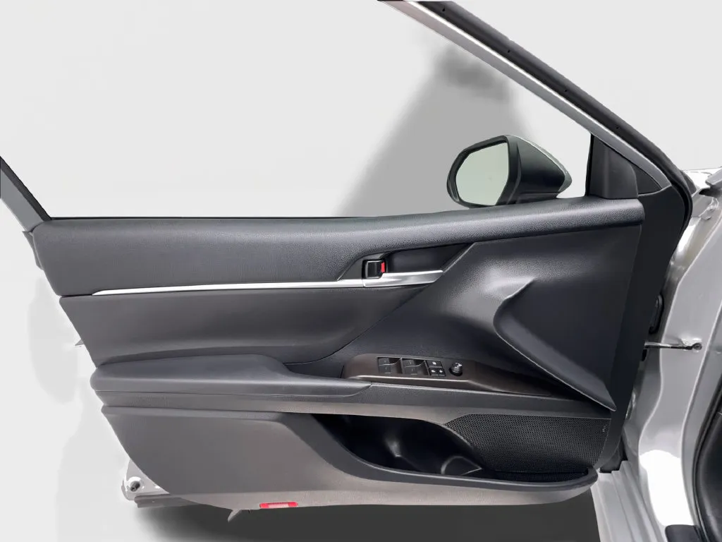 Toyota Camry photo 25