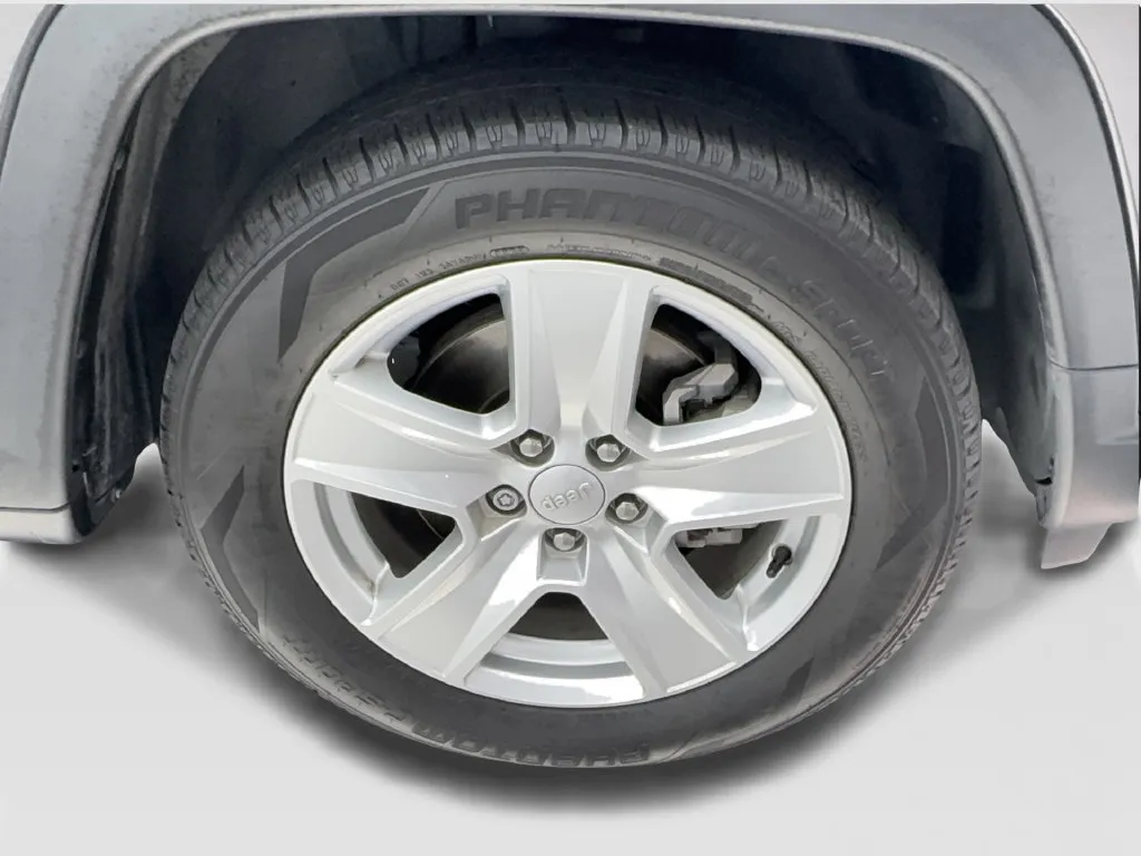 Jeep Compass photo 15