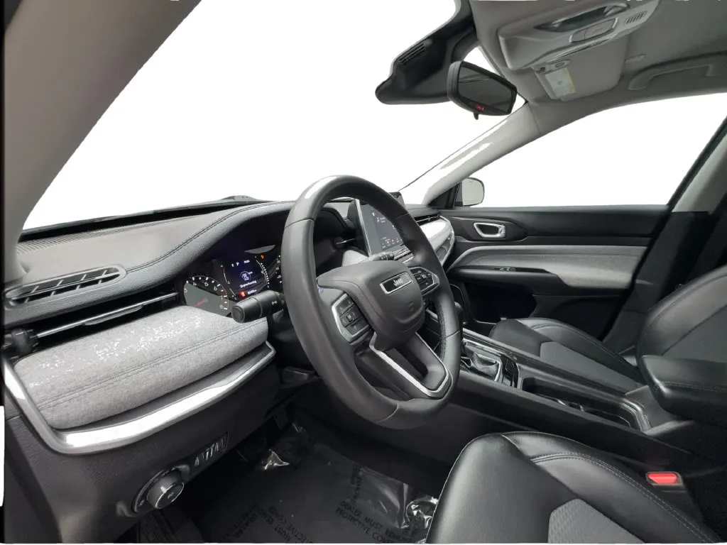 Jeep Compass photo 22