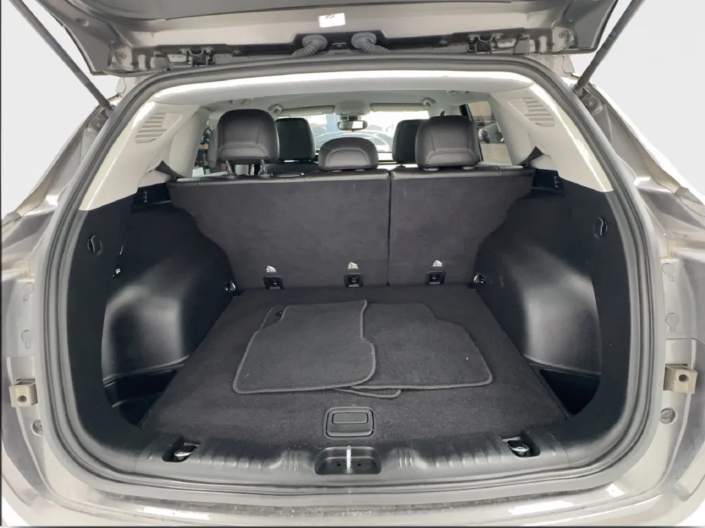 Jeep Compass photo 18