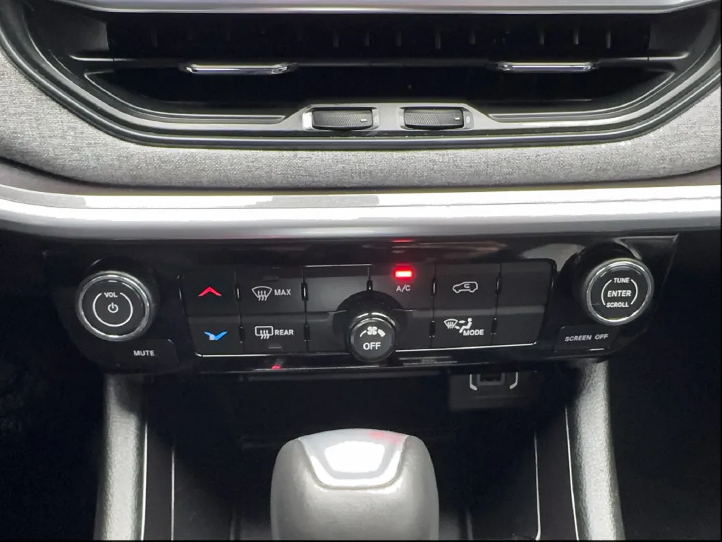 Jeep Compass photo 52