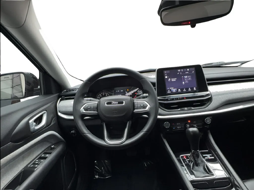 Jeep Compass photo 36