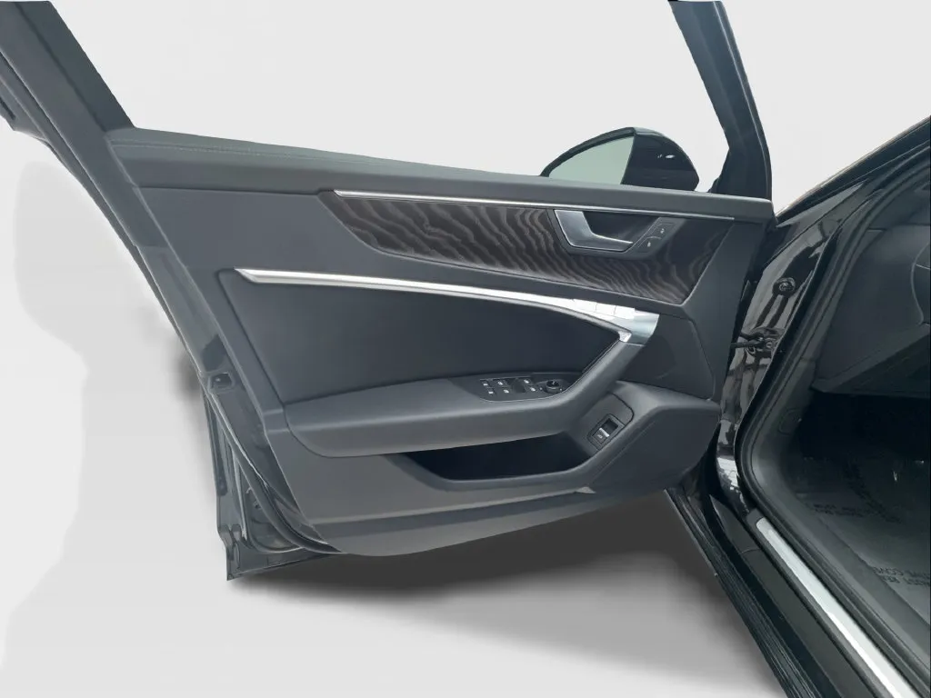 Audi A6 photo 22