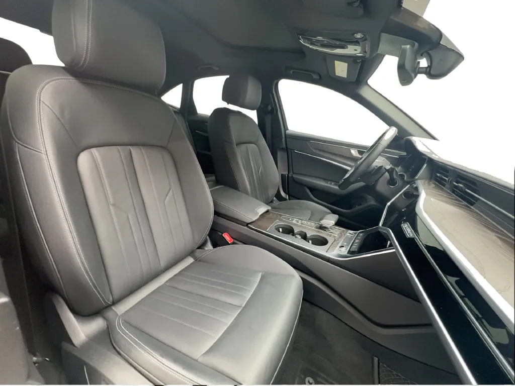 Audi A6 photo 32
