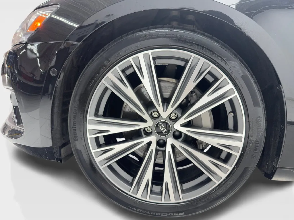 Audi A6 photo 12