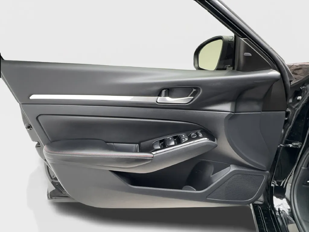 Nissan Altima photo 26