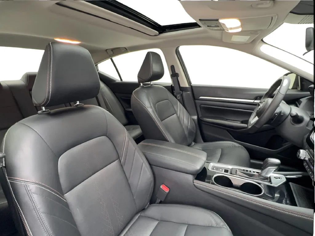 Nissan Altima photo 34