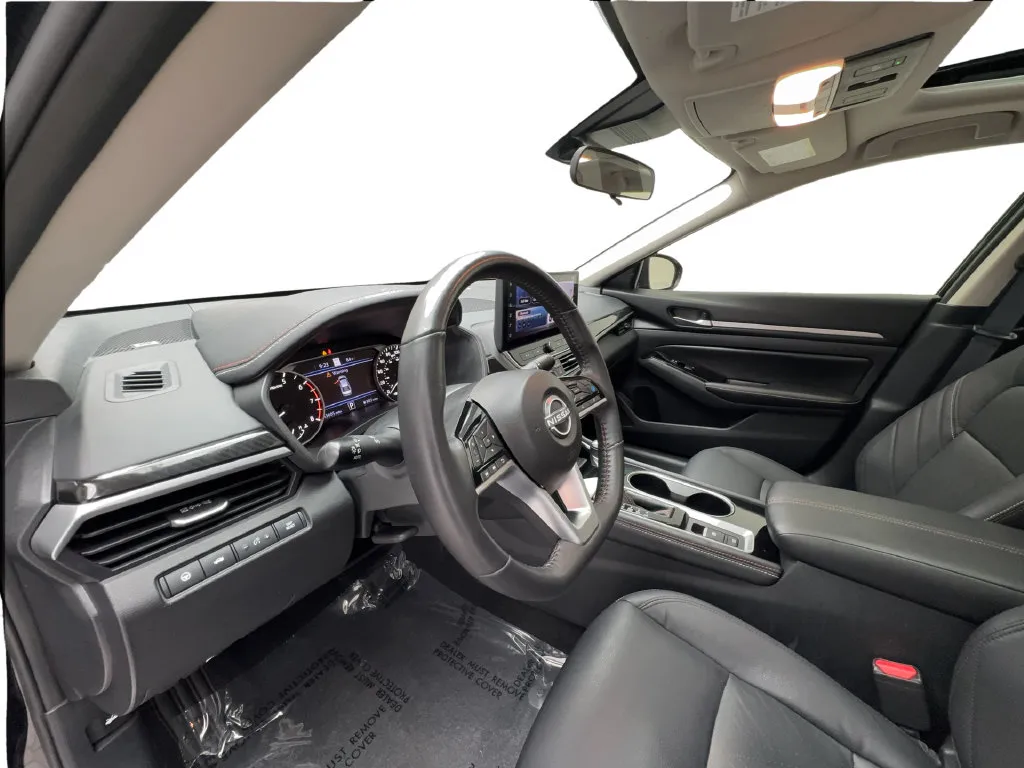Nissan Altima photo 23