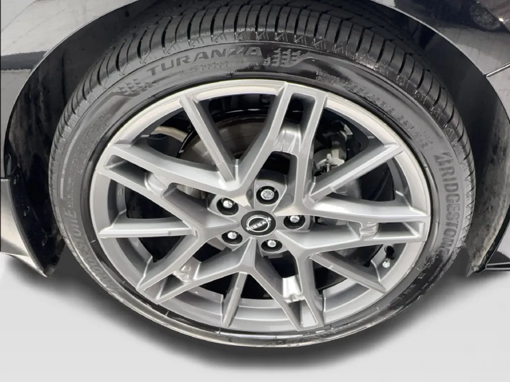 Nissan Altima photo 16