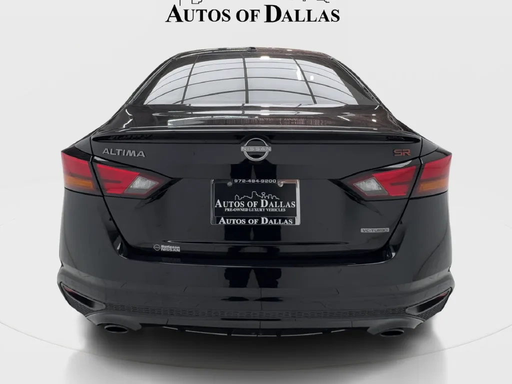 Nissan Altima photo 10