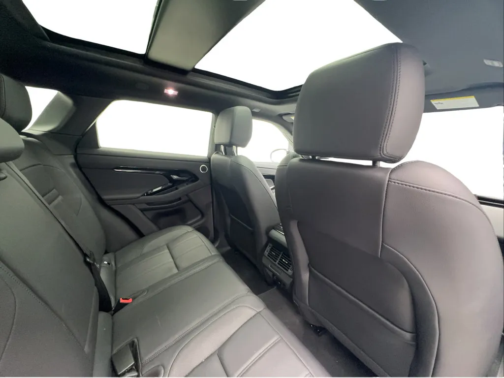 Land Rover Range Rover Evoque photo 32