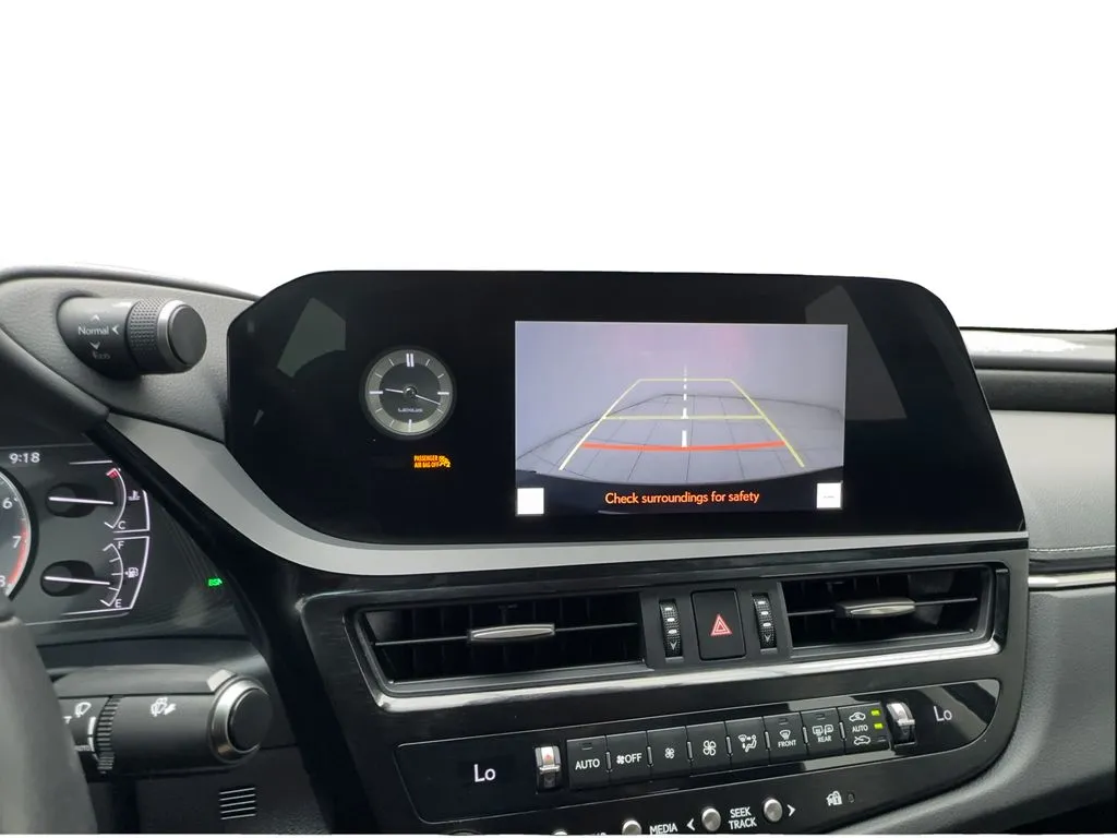 Lexus ES photo 49