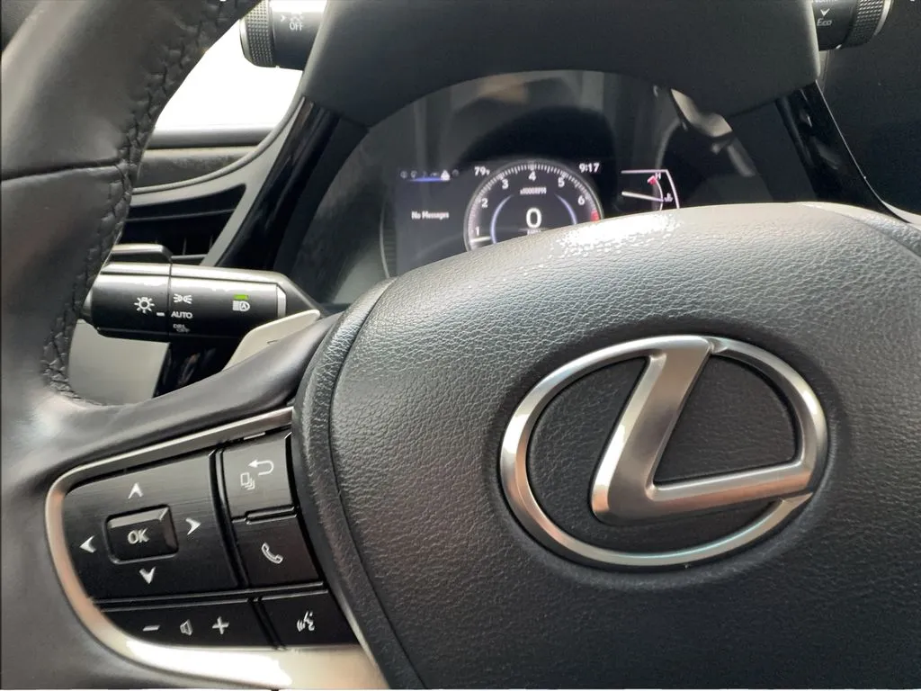 Lexus ES photo 42