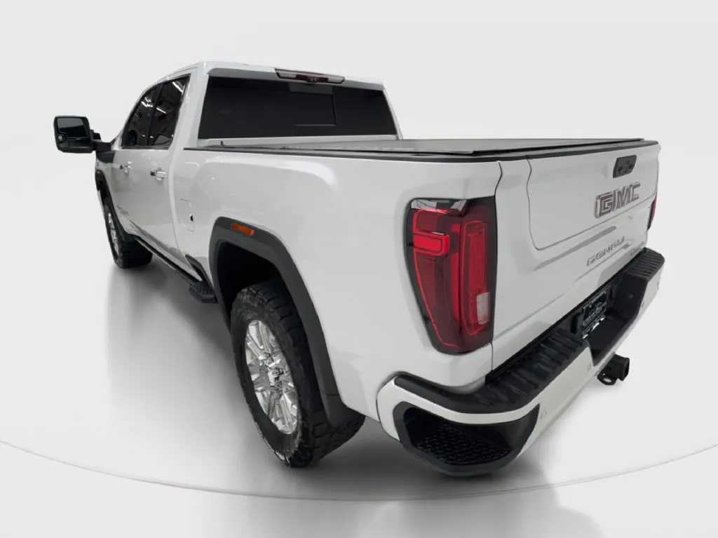 GMC Sierra photo 11
