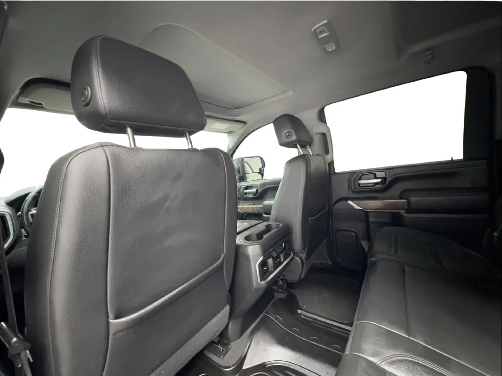 GMC Sierra photo 28