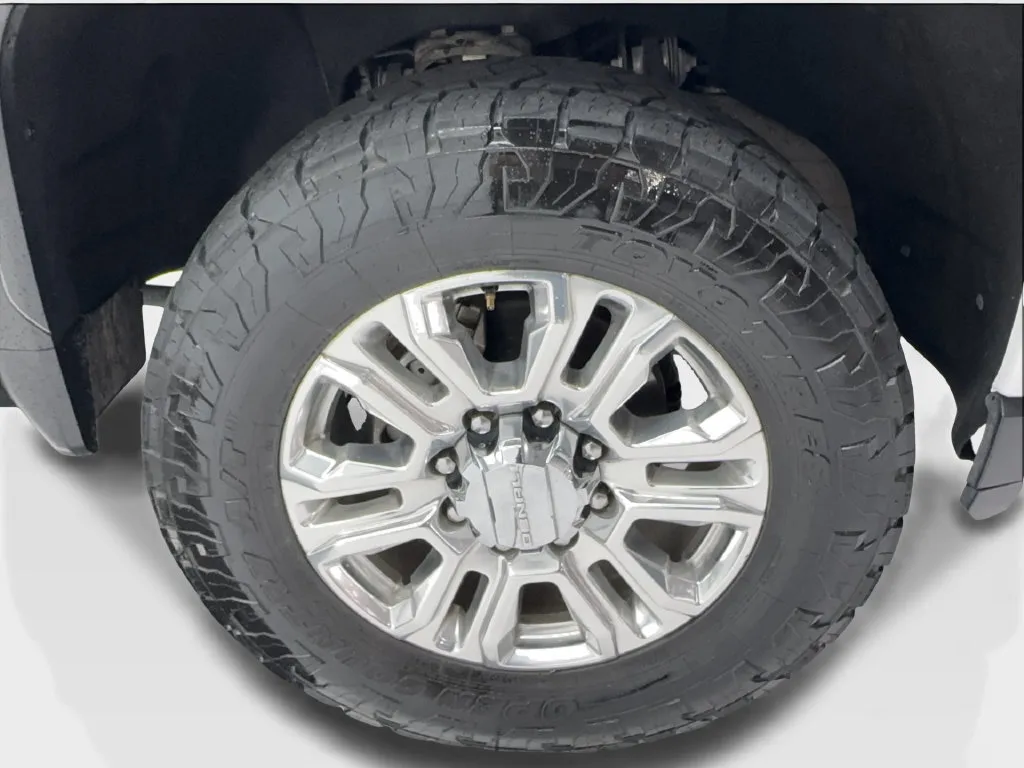 GMC Sierra photo 18