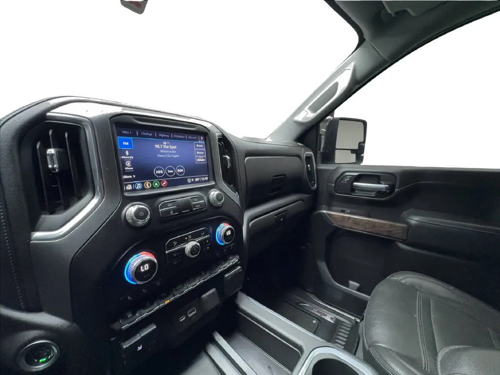 GMC Sierra photo 49