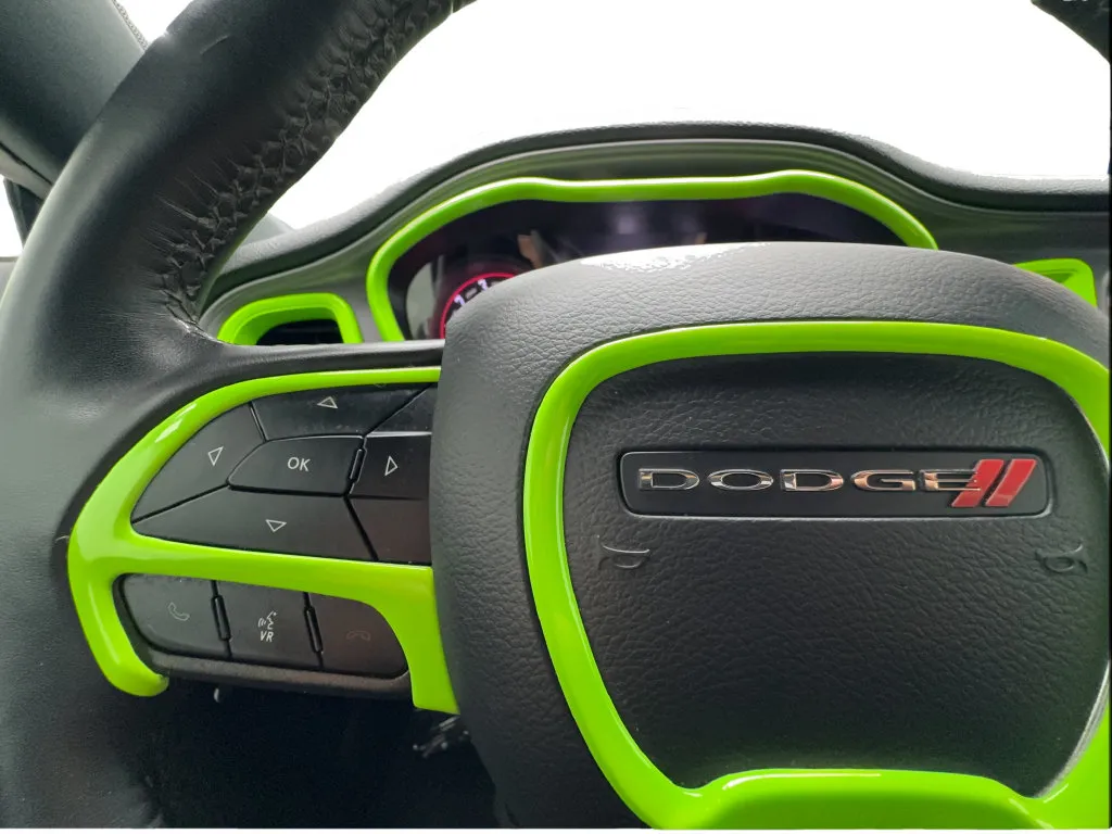 Dodge Challenger photo 35