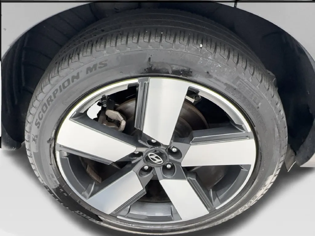 Hyundai Santa Fe photo 18