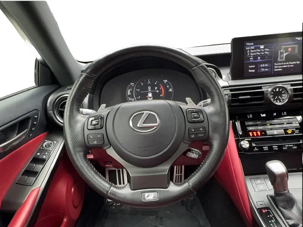 Lexus IS photo 37