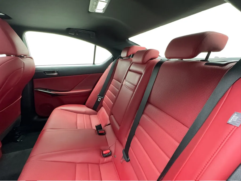 Lexus IS photo 26
