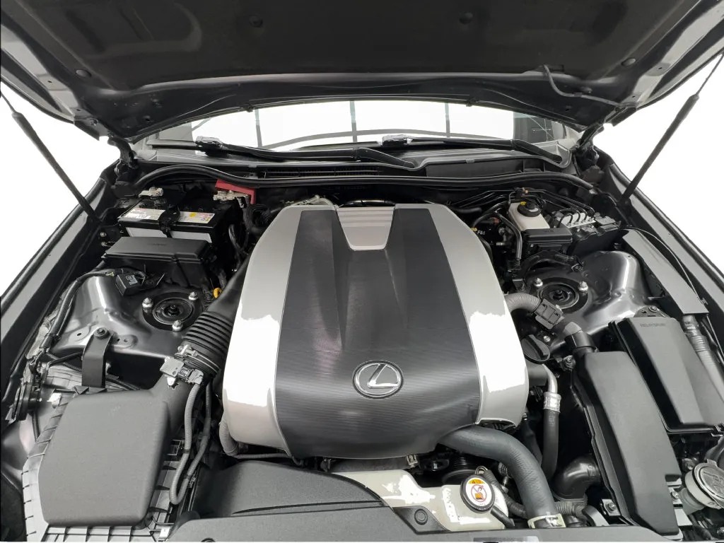 Lexus IS photo 20