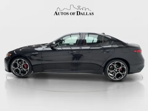More photos of 2023 Alfa Romeo Giulia Veloce at Autos of Dallas - Plano, TX