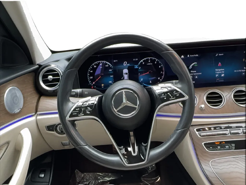 Mercedes-Benz E-Class photo 39