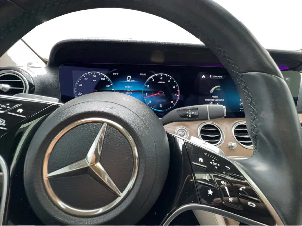 Mercedes-Benz E-Class photo 44