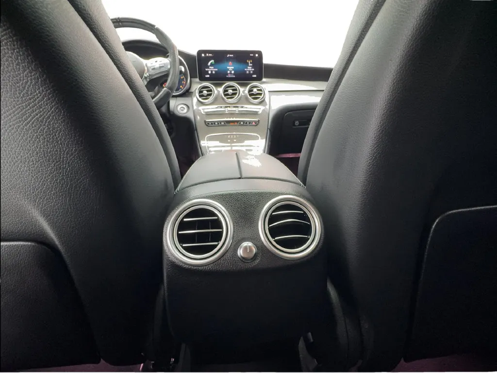 Mercedes-Benz GLC photo 40