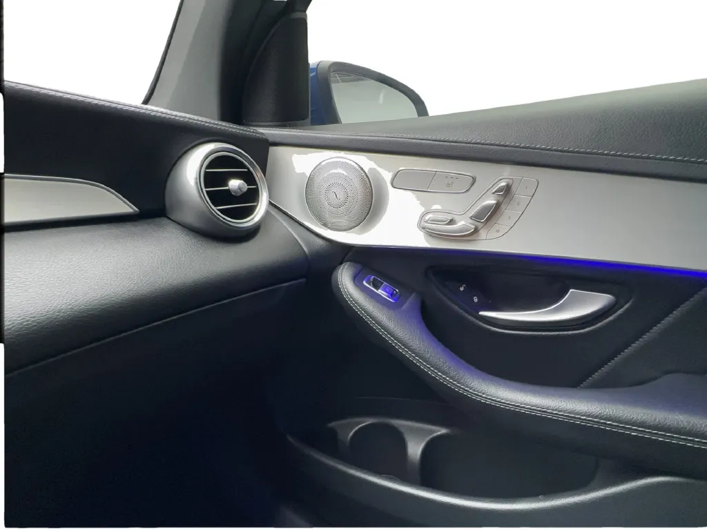 Mercedes-Benz GLC photo 46