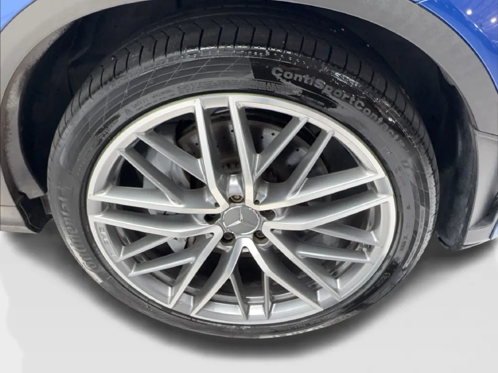 Mercedes-Benz GLC photo 16