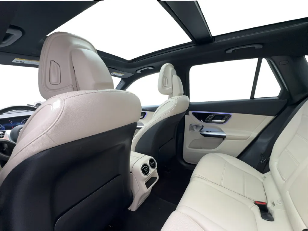 Mercedes-Benz GLC photo 26