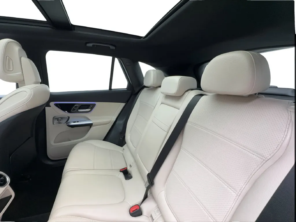 Mercedes-Benz GLC photo 27
