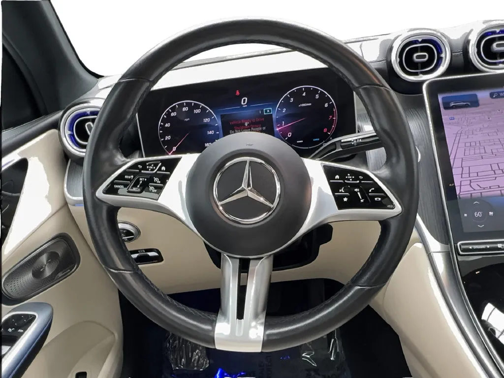 Mercedes-Benz GLC photo 39