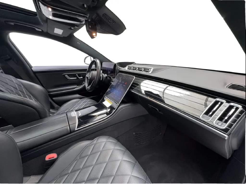 Mercedes-Benz S-Class photo 33