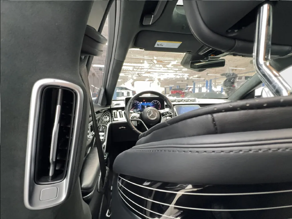 Mercedes-Benz S-Class photo 42