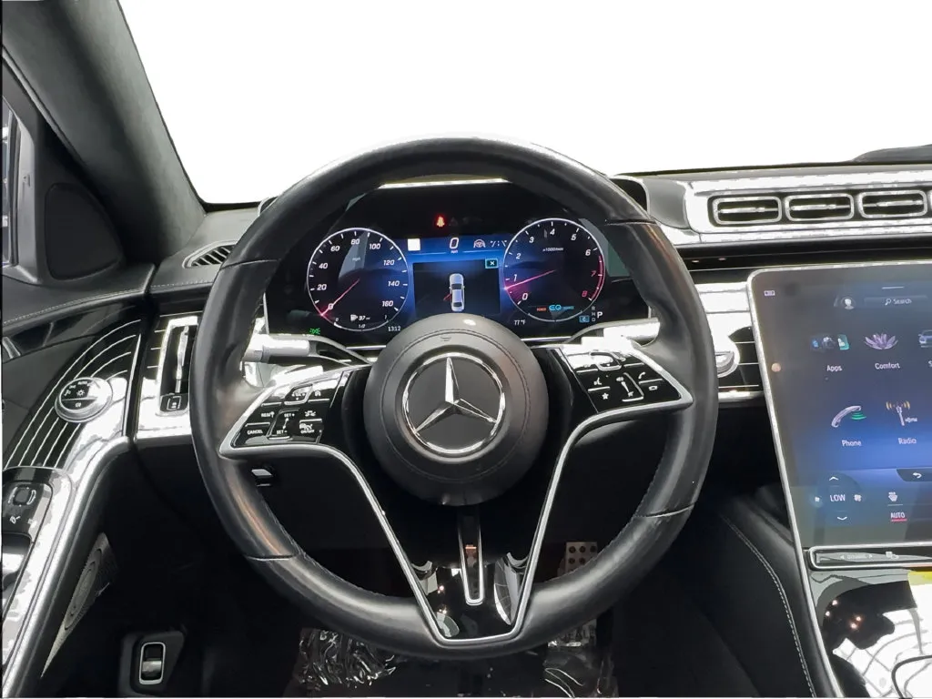 Mercedes-Benz S-Class photo 37