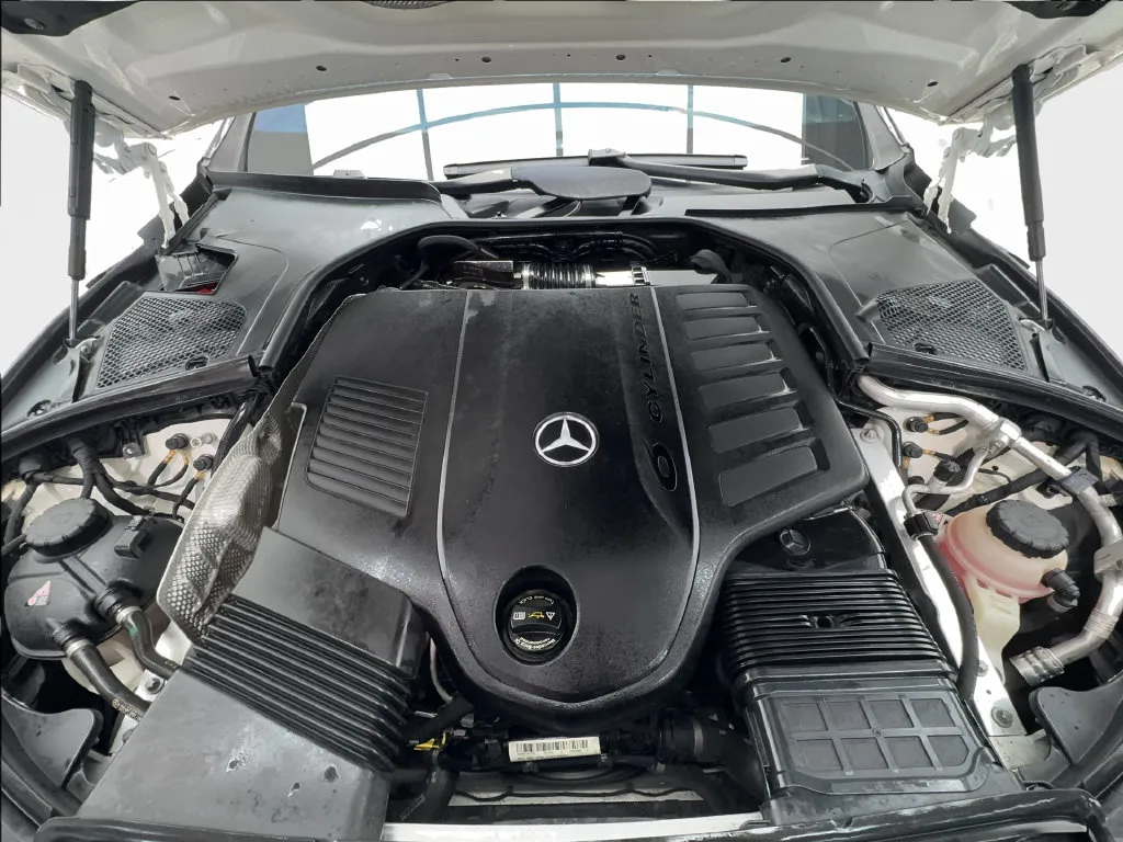 Mercedes-Benz S-Class photo 20