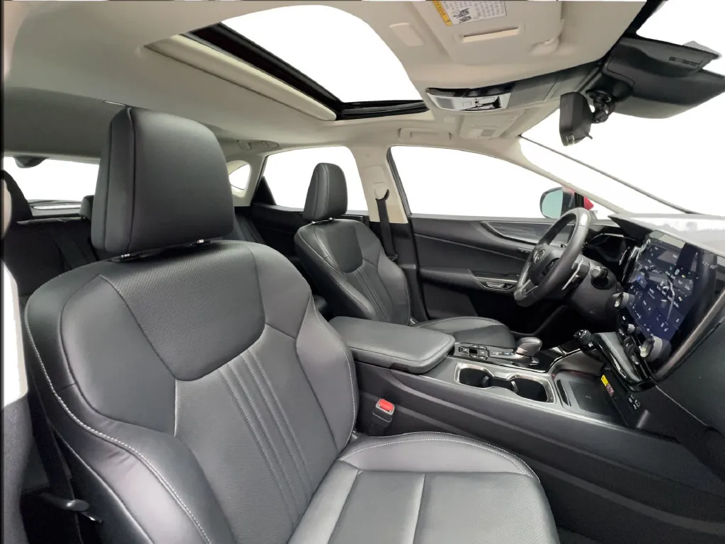 Lexus NX photo 34